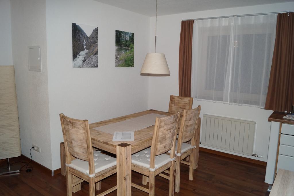Haus Huber Apartment Бах Стая снимка